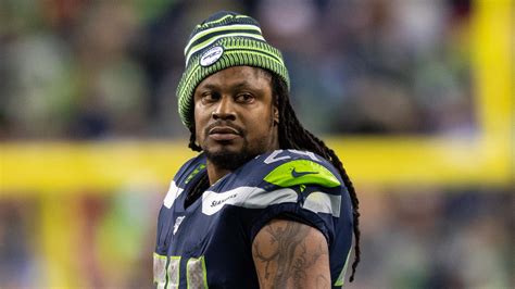 Marshawn Lynch says he's in talks on return with Seahawks