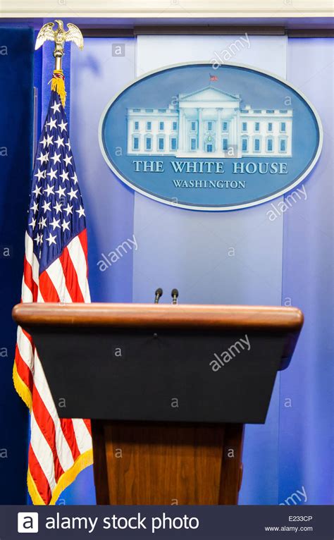 White House Press Briefing Room Stock Photos & White House Press ...