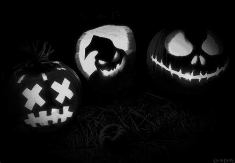 nightmaresandsexyghouls: *¨*.¸¸. *¨`*. Halloween Greetings ...