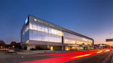 Betty Ford Center, Los Angeles (CA) Reviews, Pricing - Best Rehabs