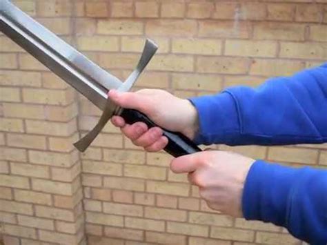 Cutting Mechanics with the Longsword: Oberhaw - YouTube