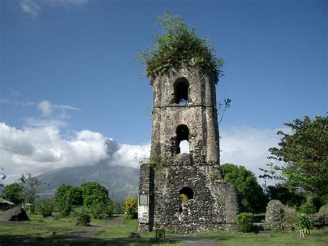 TAAL VOLCANO AND RUINS