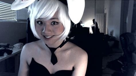 HasanAbi finds Twitch streamer BoxBox’s Battle Bunny Riven cosplay