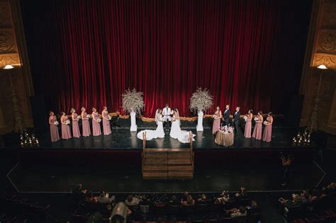 Detroit Opera House Wedding - Rosy & Shaun Wedding Photography