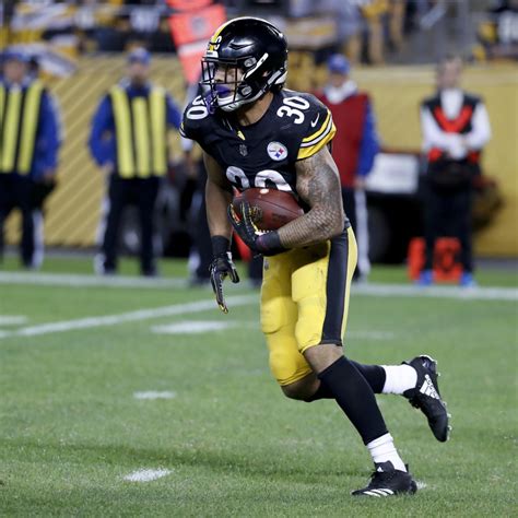 Steelers RB James Conner's Leg Injury vs. Chargers Diagnosed as Contusion | News, Scores ...