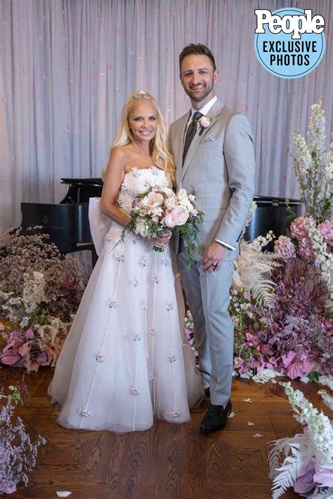 Kristen Chenoweth is Married! - Page 2 - Blogs & Forums