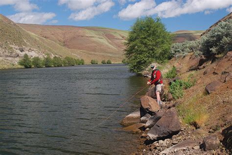 Seasonal Smallmouth Bass Fishing Tips - Game & Fish