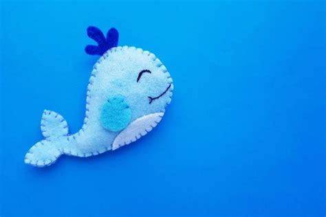 How To Make A Felt Whale with Free Pattern