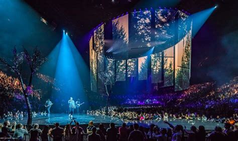 Justin Timberlake Brings the Outside in with a TAIT Spectacle on the ...