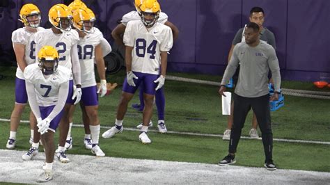 WATCH: LSU football practice highlights, August 4, 2022 | TigerBait.com