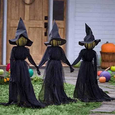 Halloween Light-Up Witches Halloween Yard Decorations with LED Lights ...