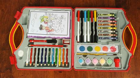 Crayola Amazing Art Case The Perfect Grab And Go Art Kit - Best Kids ...