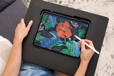 Darkboard versus Sketchboard Pro - Astropad