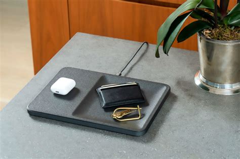 Wireless Charging Accessory Tray - IPPINKA