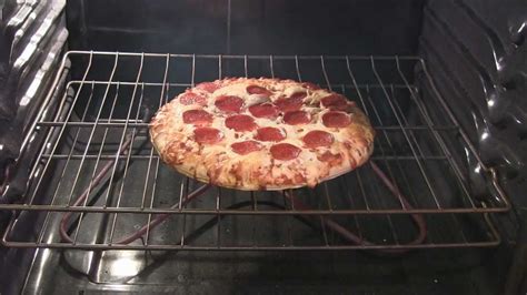 How To Cook Pizza In Oven - Wastereality13