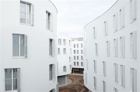 Apartments on Ave. Maréchal Fayolle / SANAA | ArchDaily