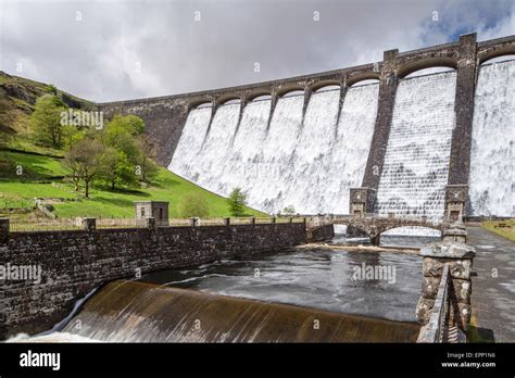 Claerwen Reservoir Dam, Elan Valley near Rhayader, Powys, Mid Wales, UK Stock Photo - Alamy