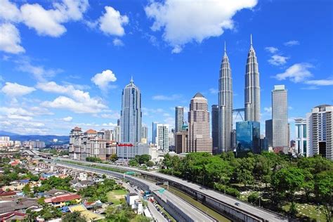 Kuala Lumpur Small-Group Half-Day Tour 2024