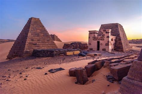 20 Stunning Images of Pyramids You've Probably Never Seen — Curiosmos