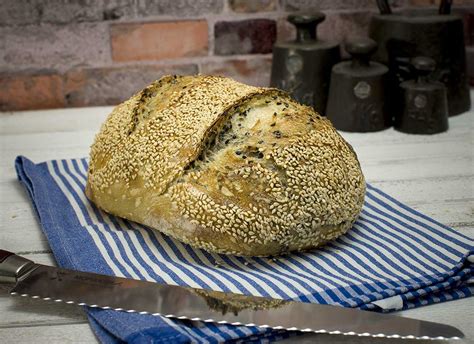 Sourdough sesame seed bread - Sourdough&Olives