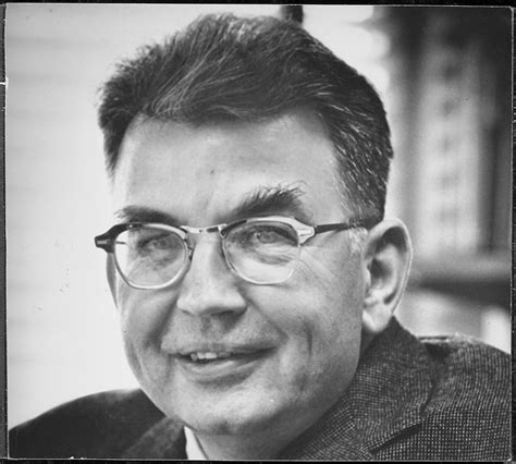 Ronald H. Coase, U. of Chicago professor who won the Nobel Prize in ...