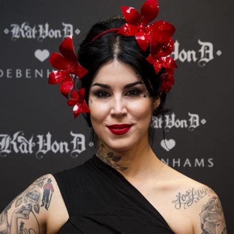 Kat Von D Lipstick Outrage: Tattoo Artist Responds To Critics After Sparking Serious Backlash ...