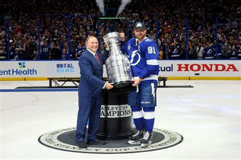 Stanley Cup Final: Tampa Bay Lightning repeat as Stanley Cup champions ...