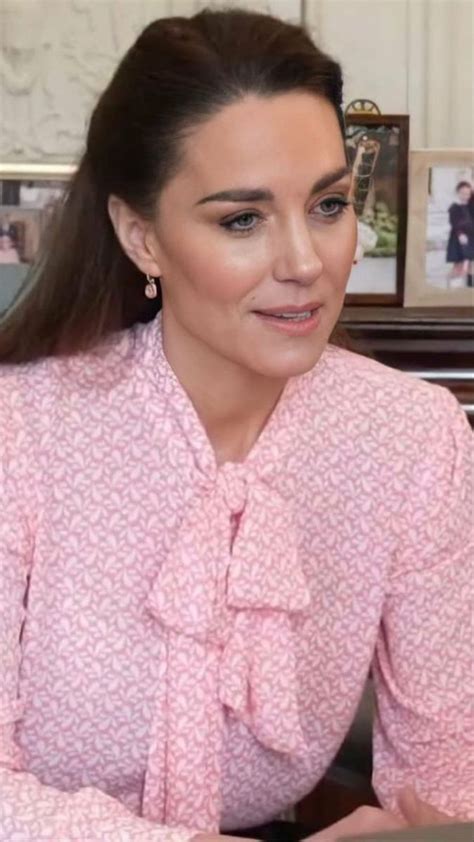 Pin by Jelena Njegovan on The Duchess in 2021 | Duchess catherine, Kate middleton outfits, Kate ...