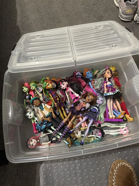 Found all my G1 dolls :) : r/MonsterHigh