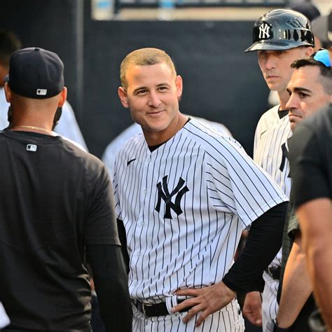 Can Yankees' Anthony Rizzo manage balky back to be an impactful bat ...