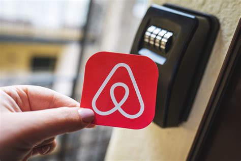 Remise des clés Airbnb : Solutions pratiques | UpperKey