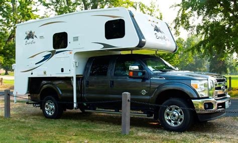 TCM EXCLUSIVE: 2018 Eagle Cap 811 - Truck Camper Magazine