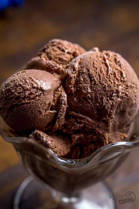 Easy NO-COOK Chocolate Ice Cream Recipe with Eggs!