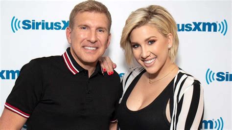 Savannah Chrisley's New Bold Pixie Cut Leaves Dad Todd Chrisley 'Concerned' | Entertainment Tonight