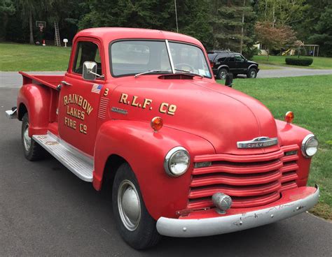 Little Red Fire Truck: 1952 Chevy Pickup | Barn Finds