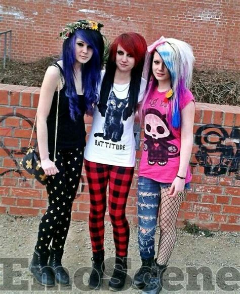 Yay or nay? ;) Scene Emo Outfits, Emo Scene Girls, Emo Scene Hair, Punk ...