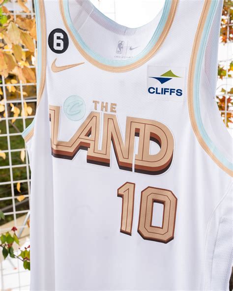 A peek at Cavaliers' City Edition Jerseys and Court