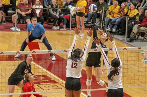 Volleyball: Huskers Advance to Round Two - Corn Nation