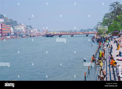 Bathing ghat hi-res stock photography and images - Alamy