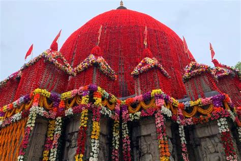 Kamakhya Temple Shaktipeetha Near Guwahati - Inditales