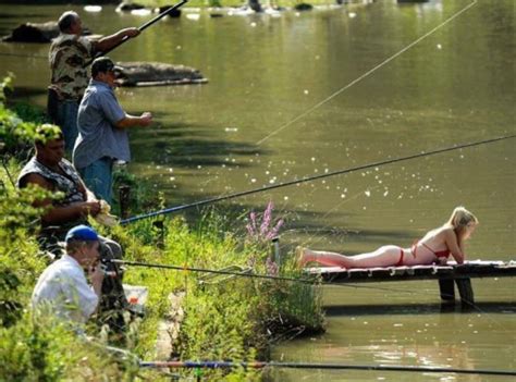 Hilarious Fishing Photos We're Glad Were Caught On Camera | ArticlesVally