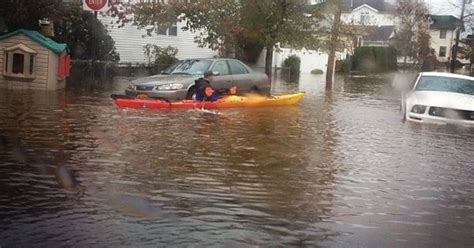 26 Photos Showing Hurricane Sandy's Destruction Of Staten Island ...