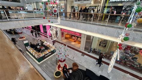 Brent Cross Shopping Centre - Opening Times, Contacts - Shopping mall ...