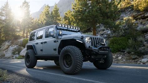 Omaze is giving away a DeBerti custom Jeep Wrangler and $20,000 cash ...