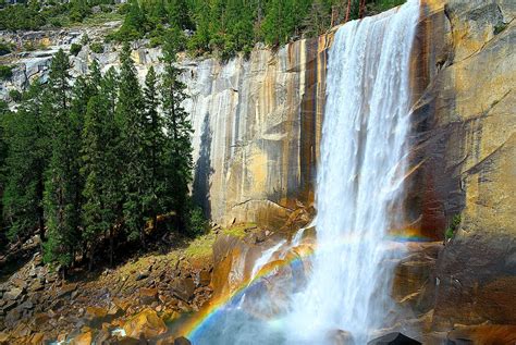 Vernal Fall, California - WorldAtlas