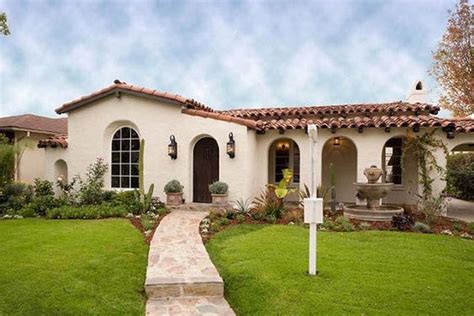 Stunning Mission Revival And Spanish Colonial Revival Architecture ...