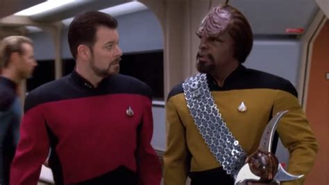 These Hilarious Star Trek Videos Turn Bloopers Into Canon