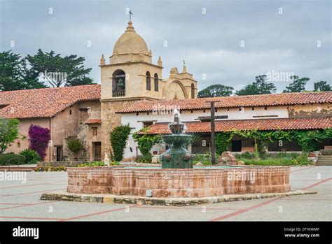 Mission San Carlos Borromeo de Carmelo Stock Photo - Alamy