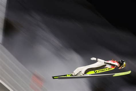 Olympics-Ski-jumping-Last-to-first Bogataj shares the Slovenian surprise | Nippon.com