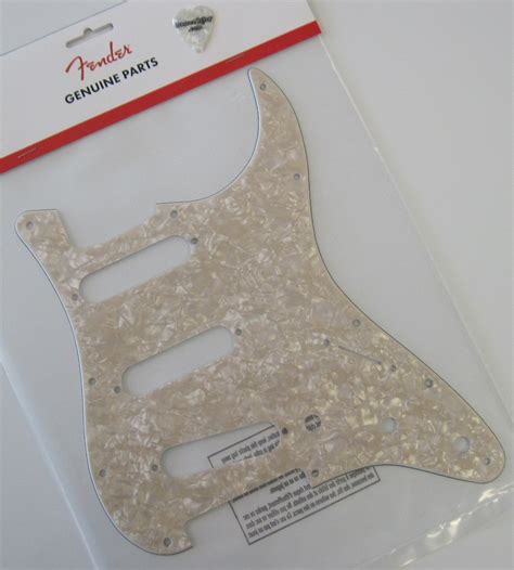 Fender Standard Stratocaster Pickguard AGED WHITE PEARL 0992140001 006 ...